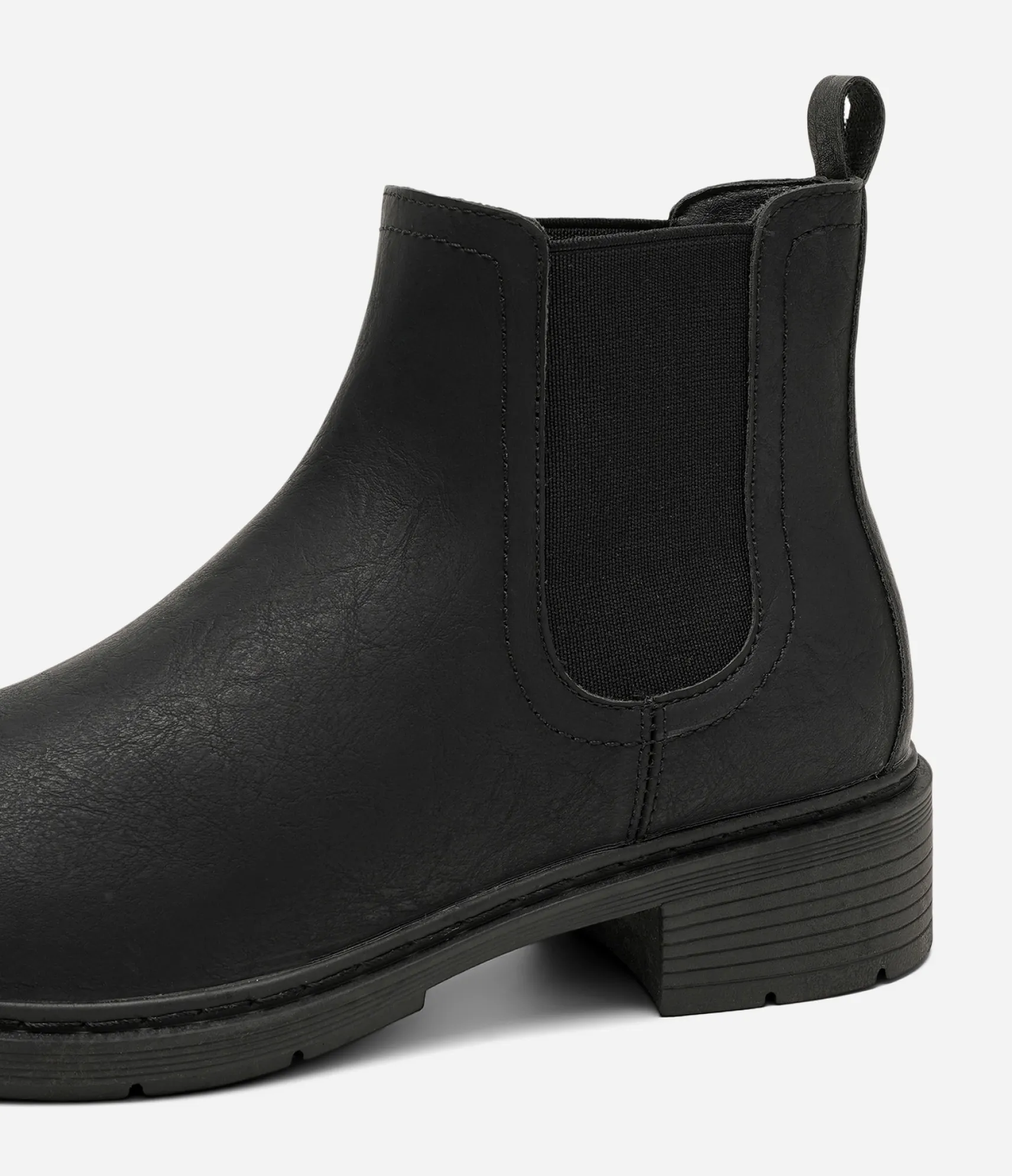 CLOU, Chelseaboots