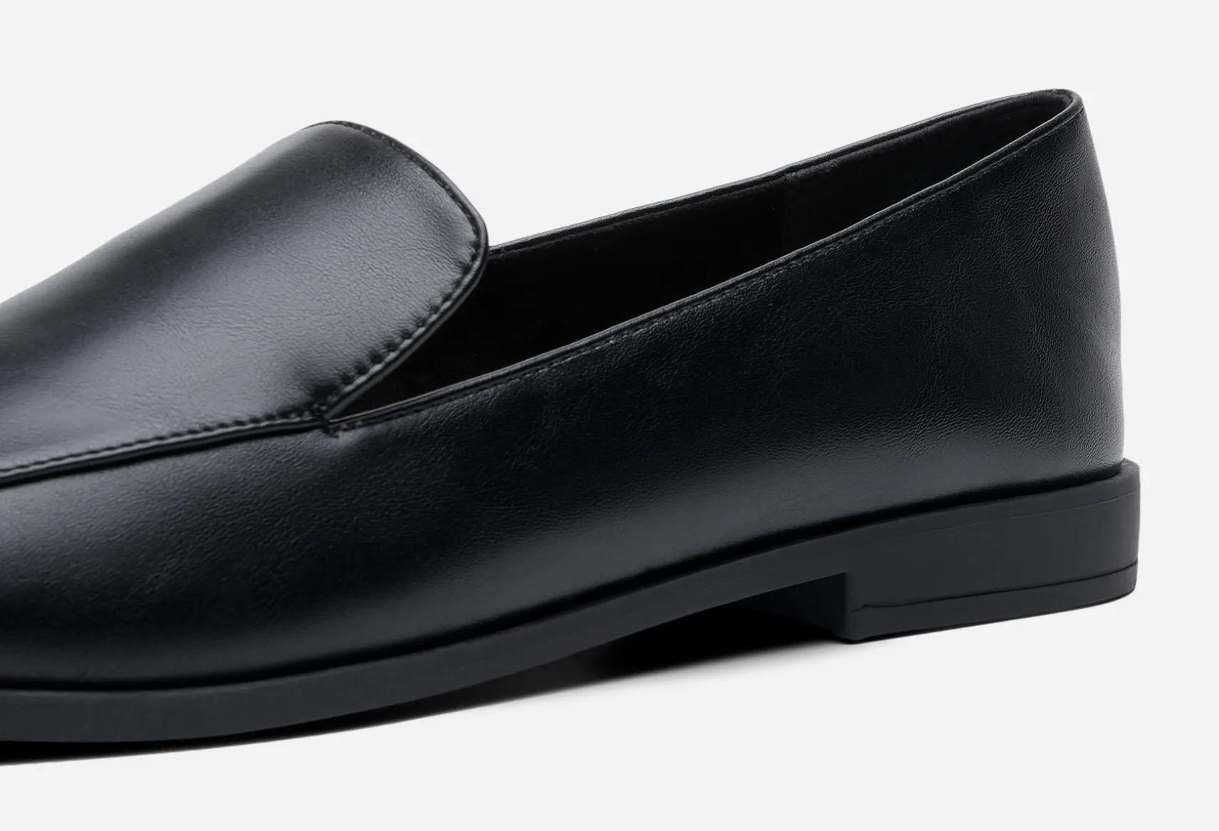 CLOU, Loafers