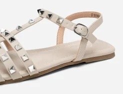 CLOU, Sandaler med remmar