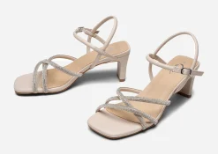 CLOU, Sandaletter med remmar