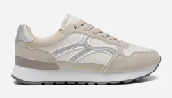 CLOU, Sneakers
