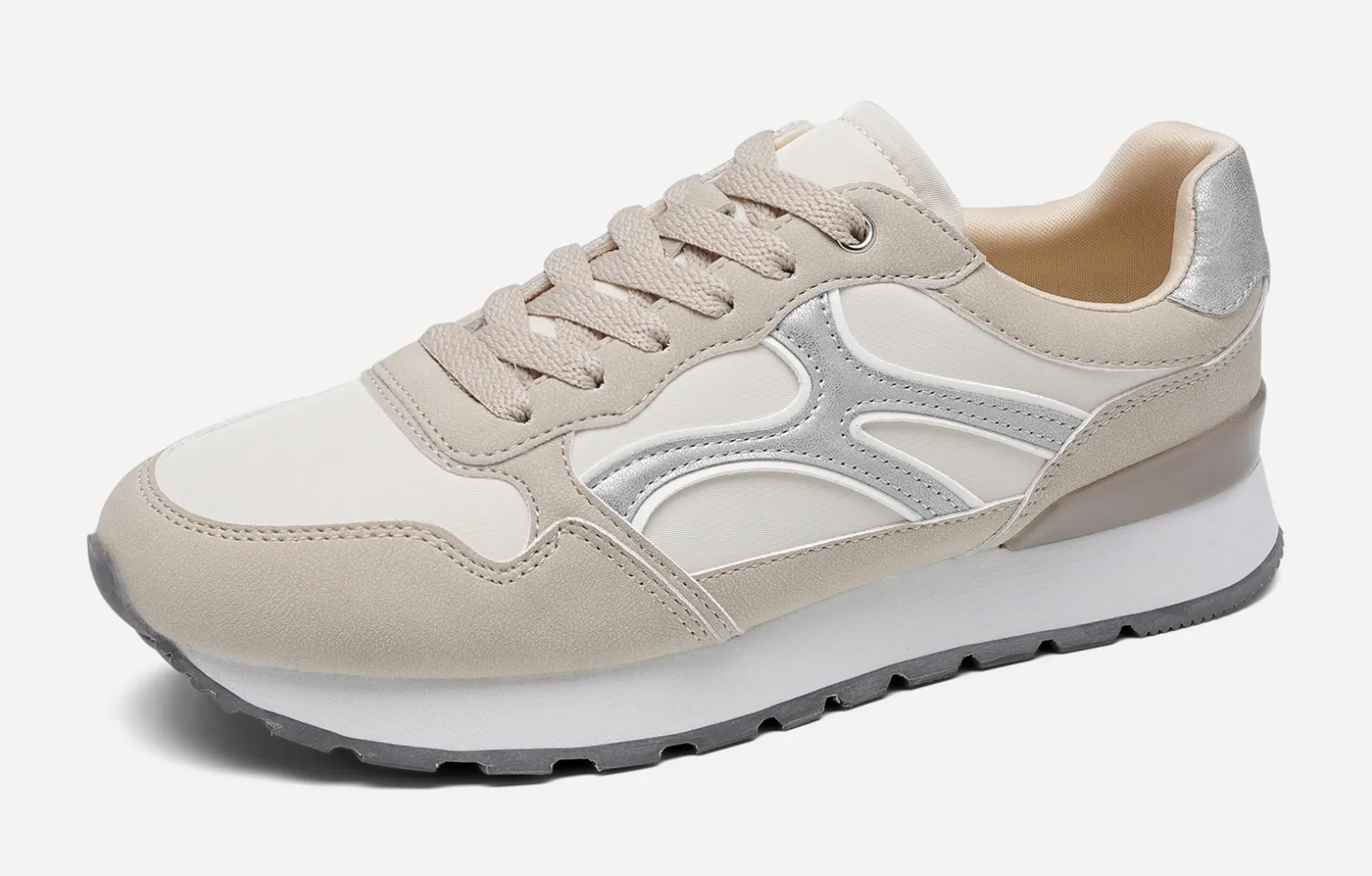 CLOU, Sneakers