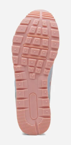 CLOU, Sneakers