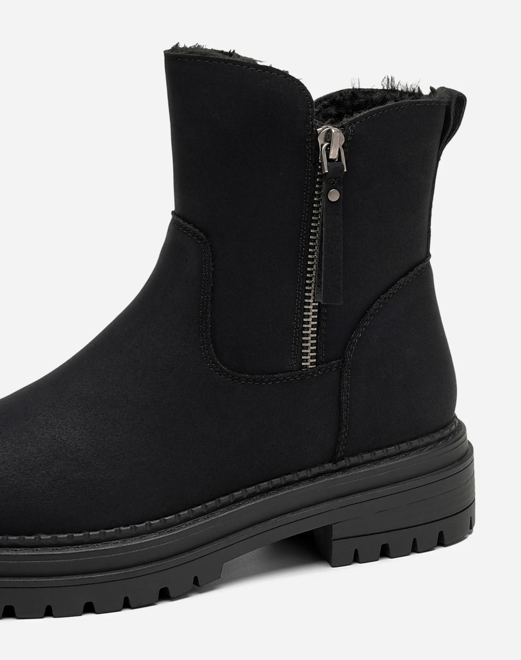 CLOU, Varmfodrade boots med dragkedja