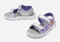 FROZEN, Blinkande sandaler
