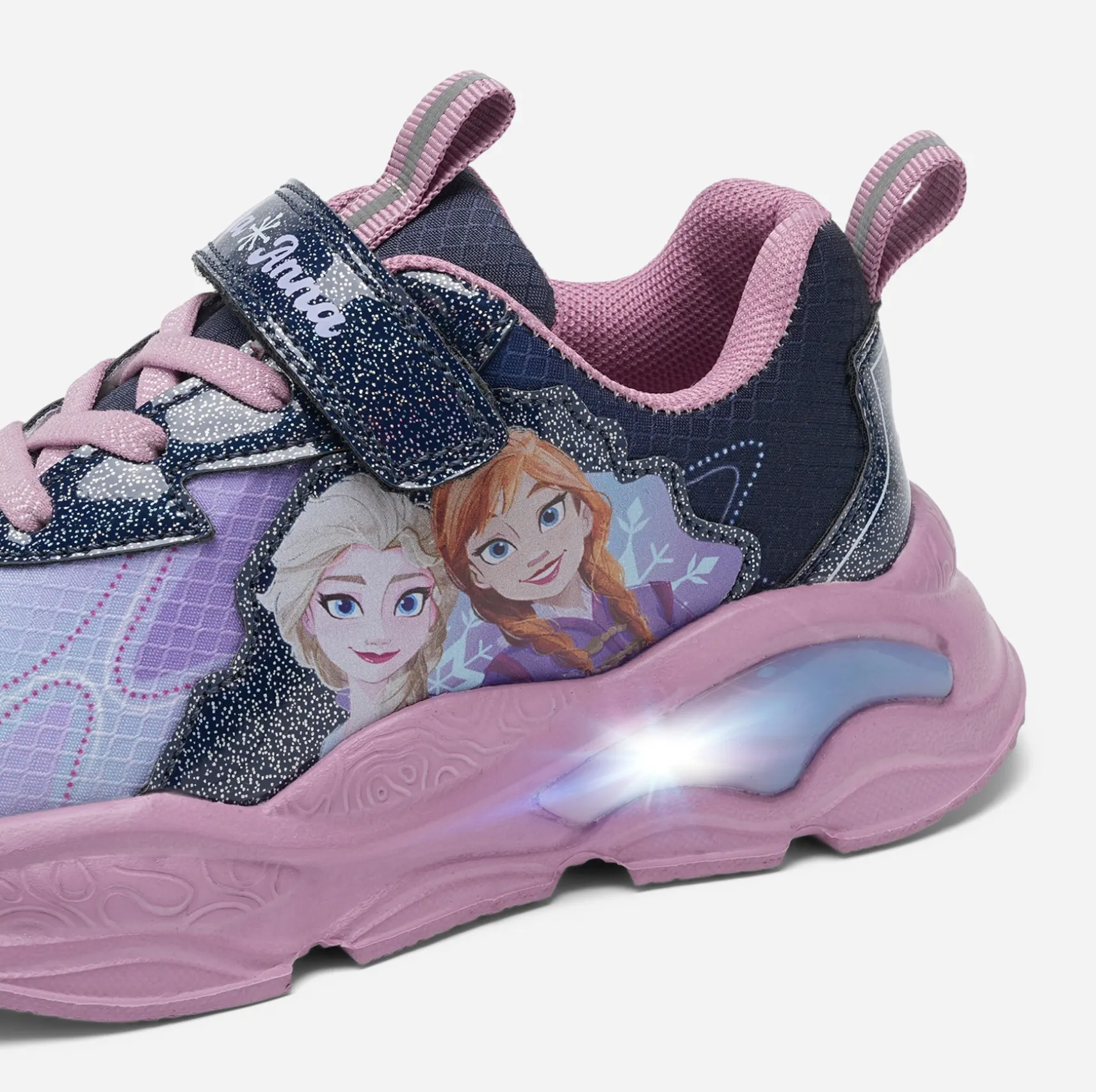 FROZEN, Blinkande sneakers