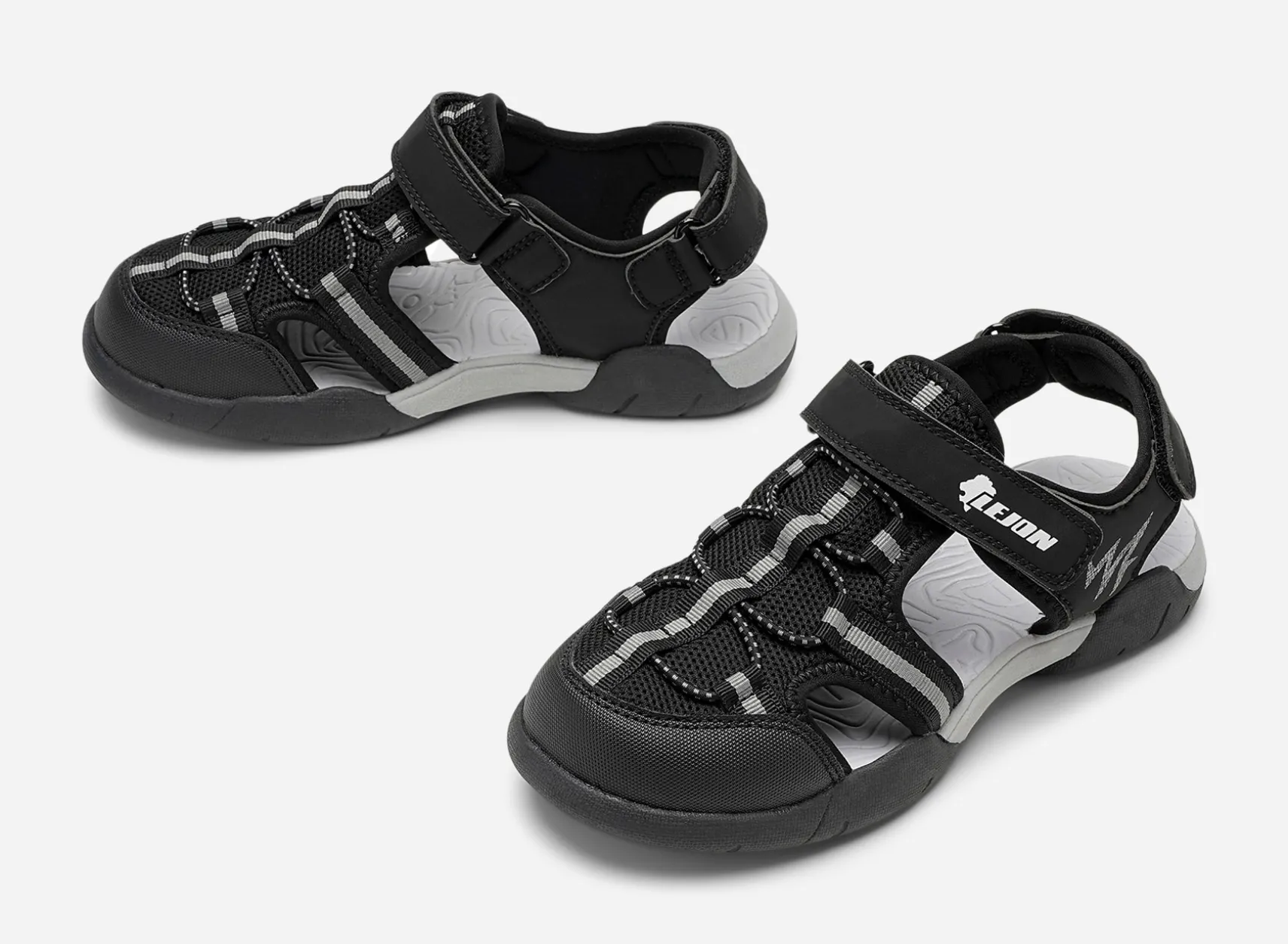LEJON, Sandal med täckt tå