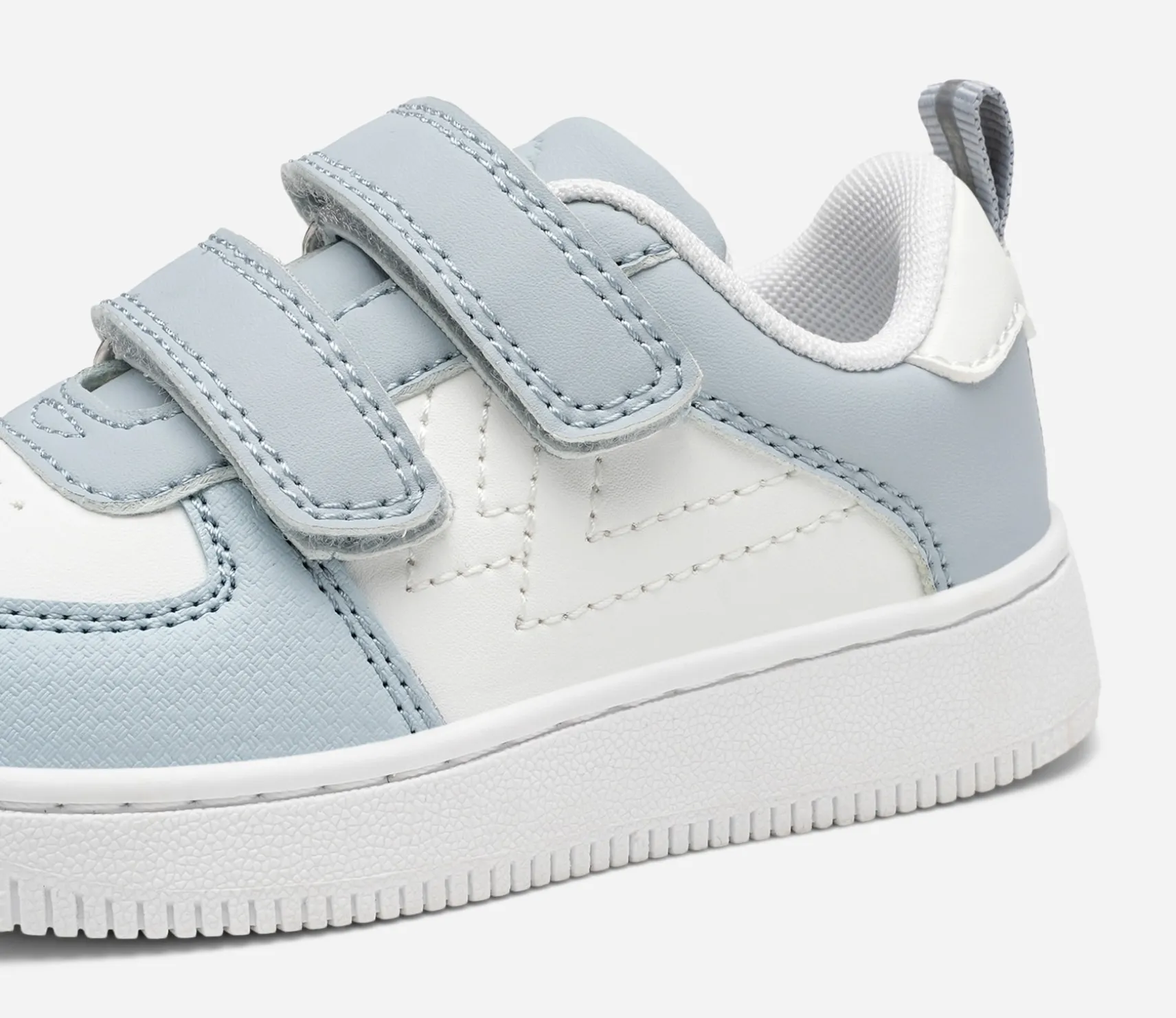 LEJON, Sneakers