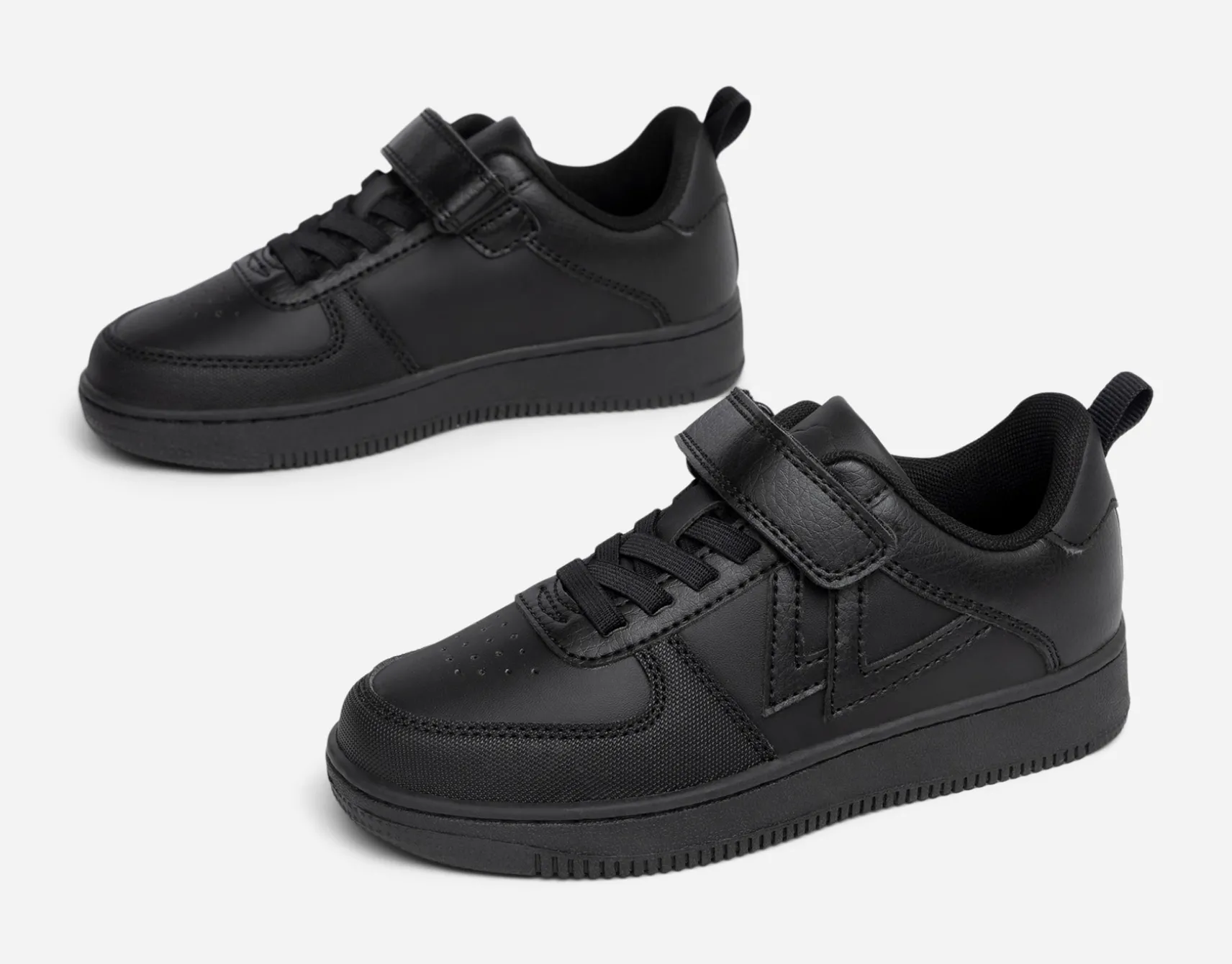 LEJON, Sneakers