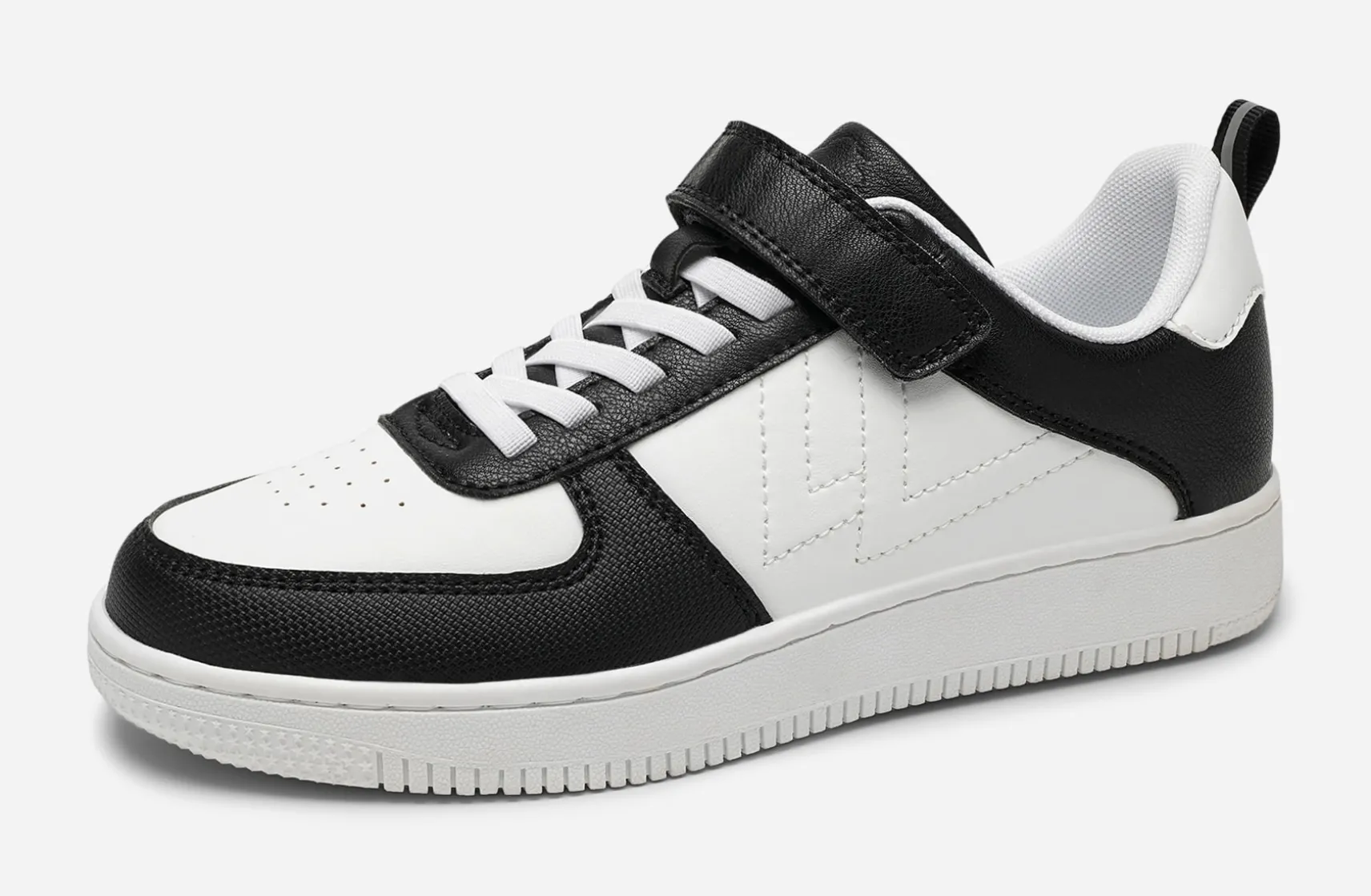 LEJON, Sneakers