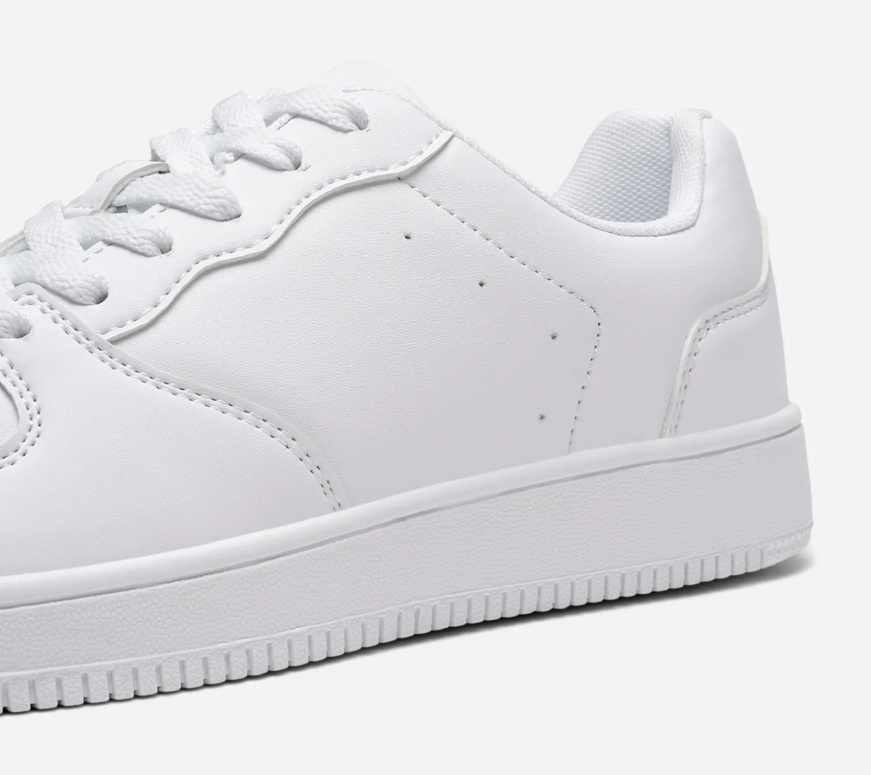 LEJON, Sneakers