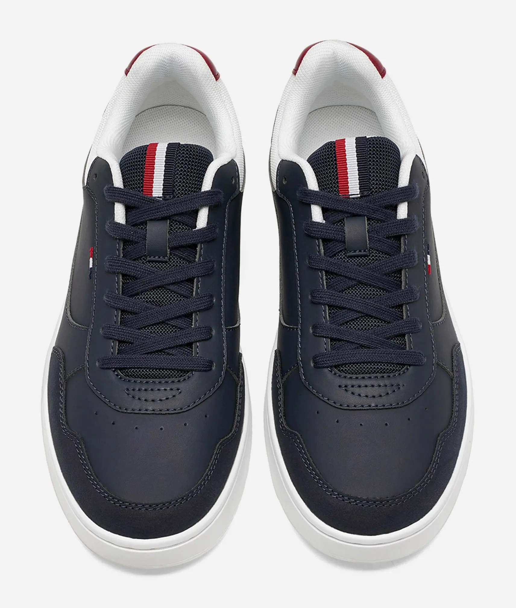 STEPSIDE, Sneakers