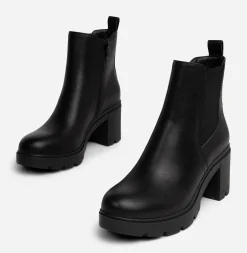 VOX, Boots