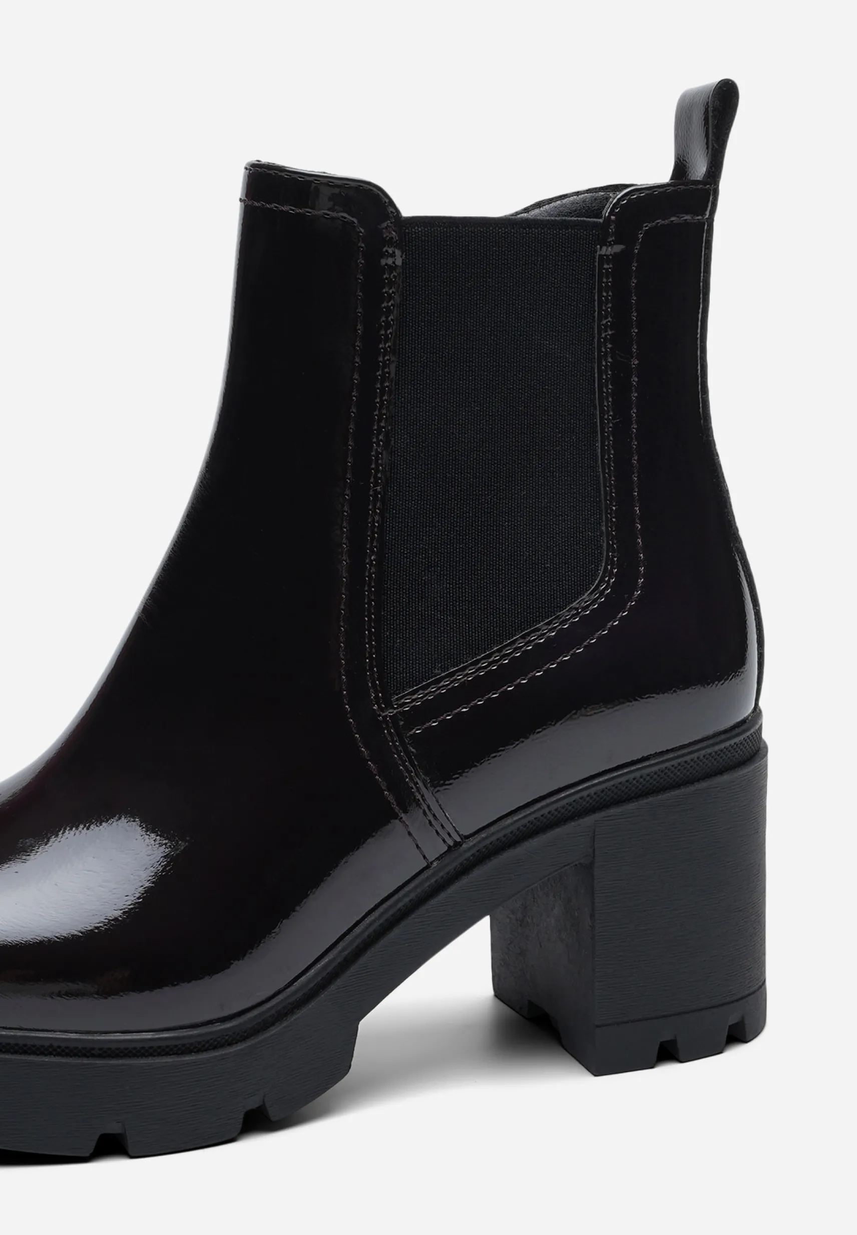 VOX, Boots