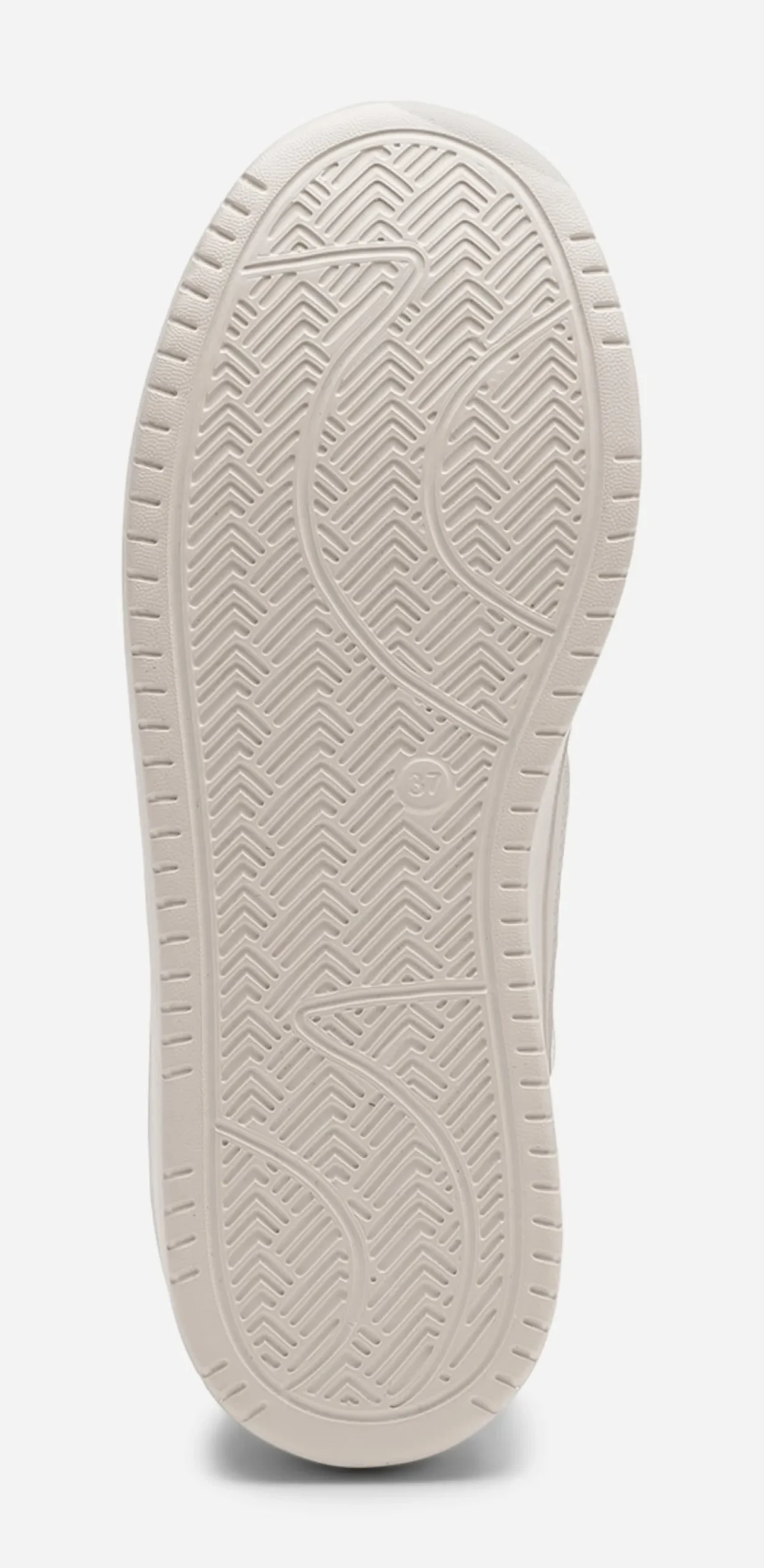 VOX, Sneakers
