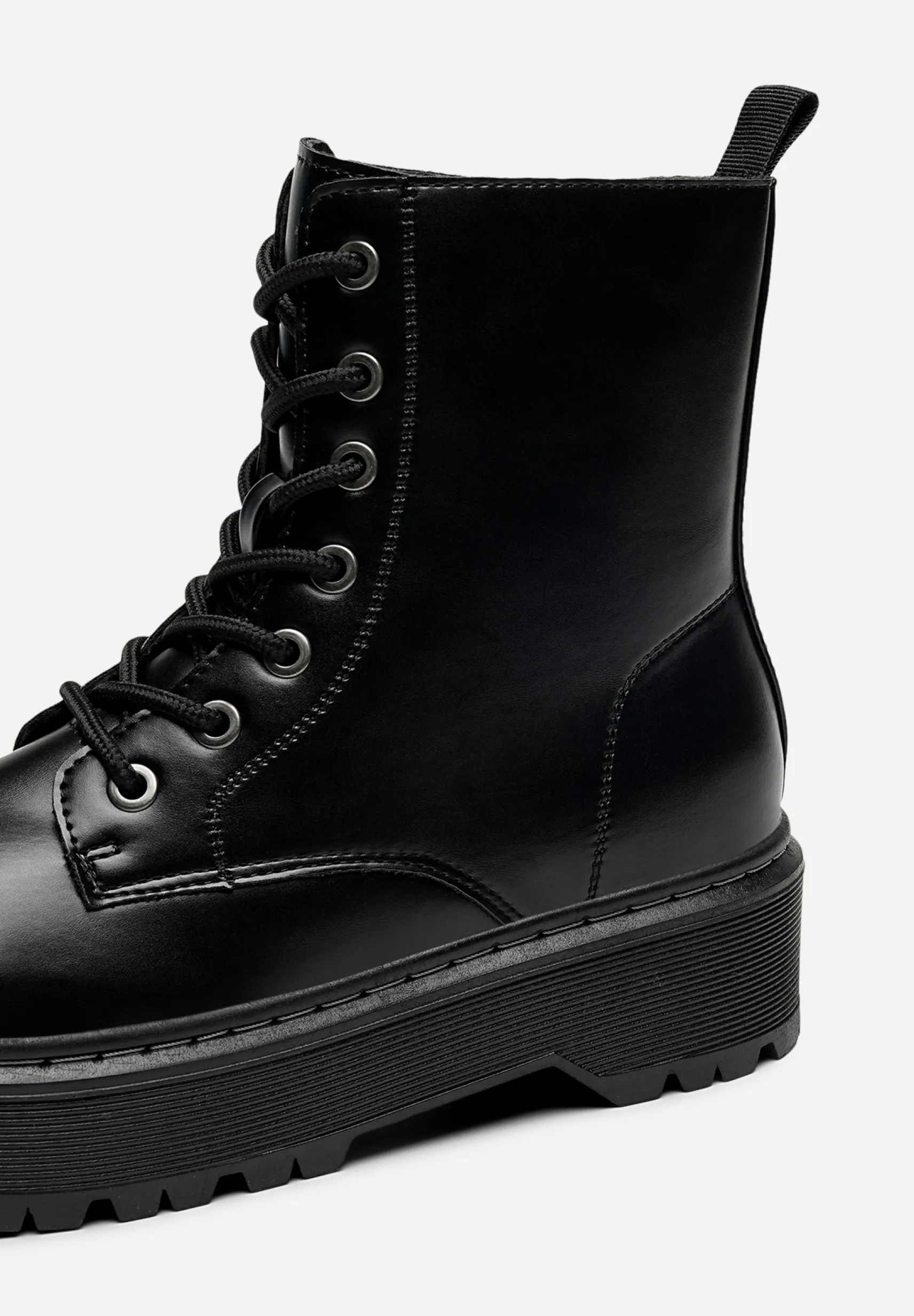 ZOEY, Varmfodrade kängor